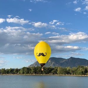 Meet your Posher, Leeah